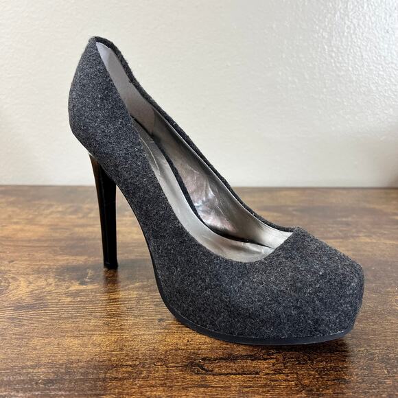 GUESS Pumps 7 Gray Closed Toe Platform Stiletto High Heel Going Out Evening Y2K - Picture 3 of 10